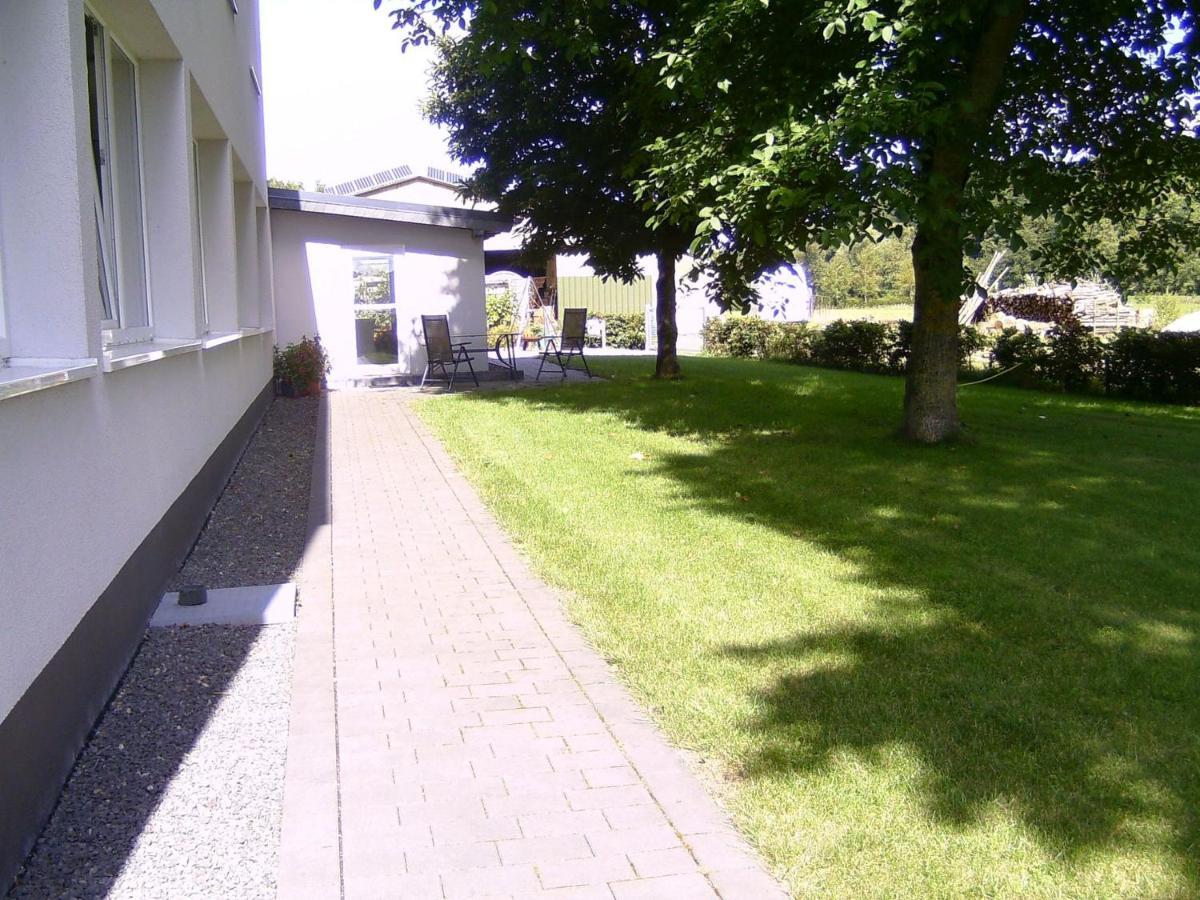 Landferien Eifel Leilighet Pittenbach Eksteriør bilde